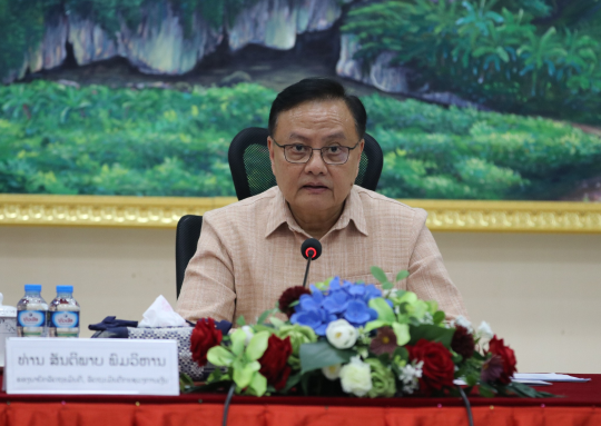 Finance and Industry Ministers Meet to Tackle Urgent Economic Issues